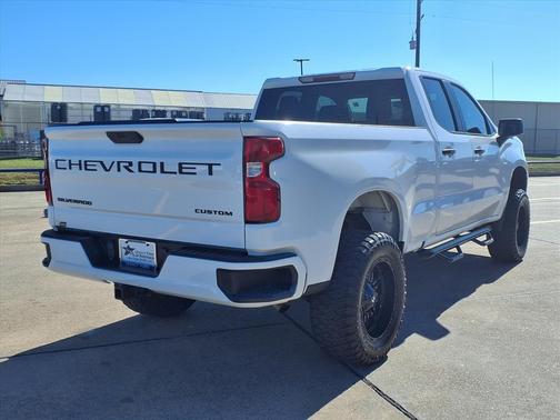 2020 Chevrolet Silverado 1500 Custom