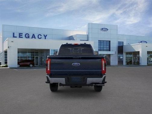 2025 Ford F-350 Lariat Super Duty