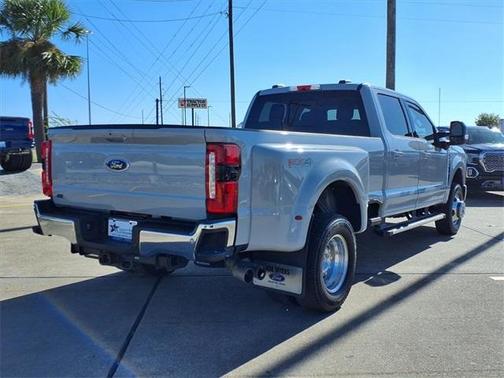 2025 Ford F-350 Lariat Super Duty