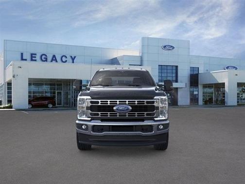 2025 Ford F-350 XLT