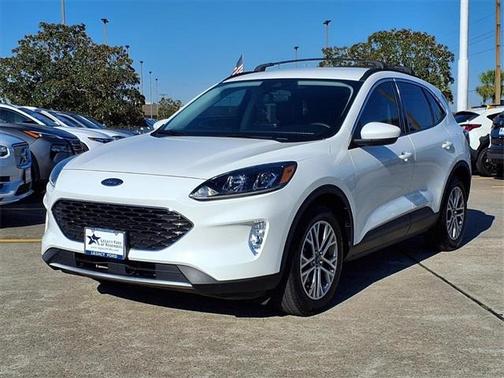 2022 Ford Escape SEL