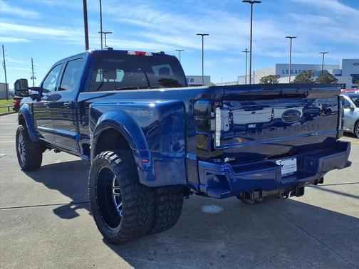 2026 Ford F-450 Lariat