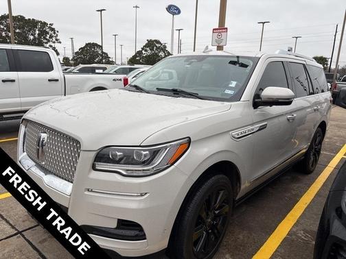2023 Lincoln Navigator Reserve