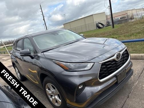 2023 Toyota Highlander LE