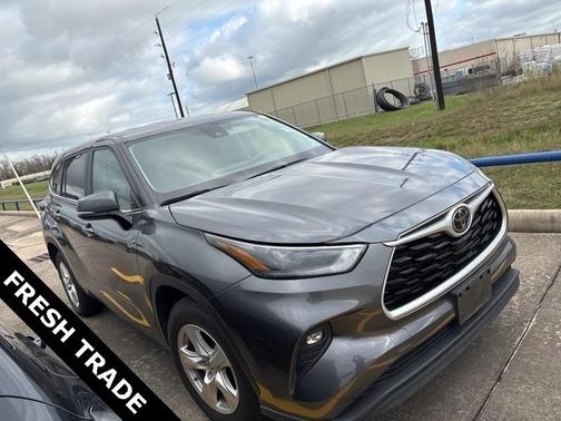 2023 Toyota Highlander LE