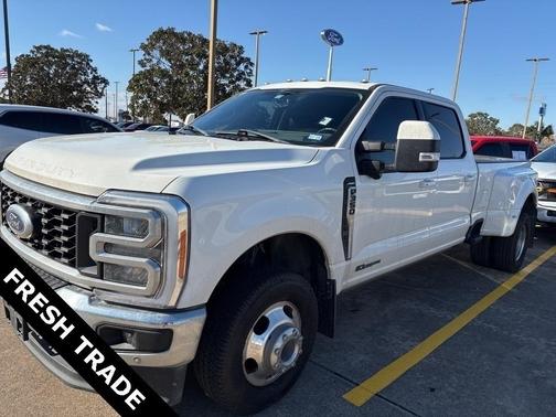 2023 Ford F-350 Lariat Super Duty