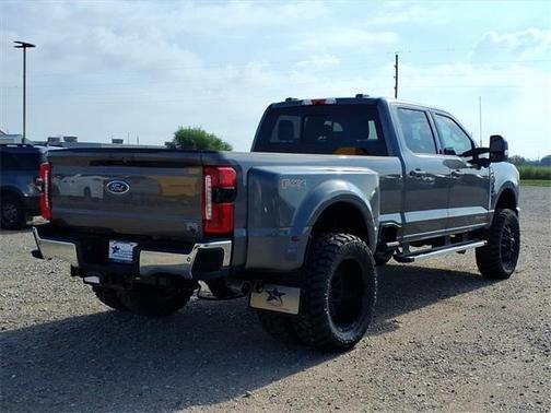 2025 Ford F-350 Lariat Super Duty