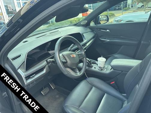 2024 Cadillac XT4 Sport