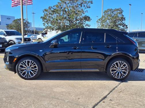2024 Cadillac XT4 Sport
