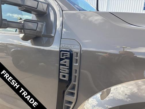 2026 Ford F-450 Lariat