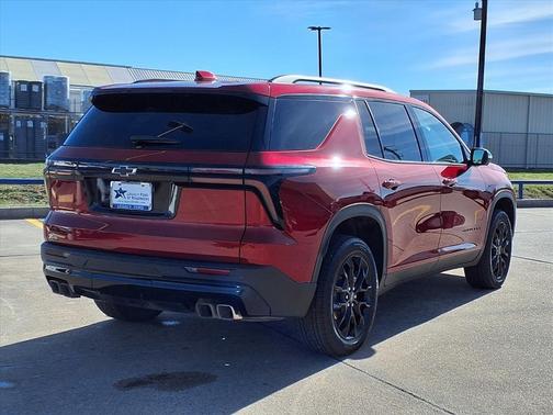 2024 Chevrolet Traverse LT
