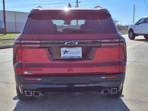 2024 Chevrolet Traverse LT