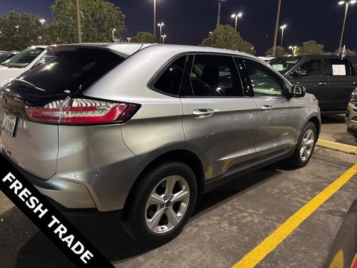 2021 Ford Edge SE