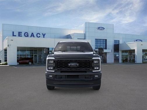 2025 Ford F-350 Lariat Super Duty