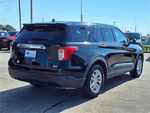 2020 Ford Explorer Base