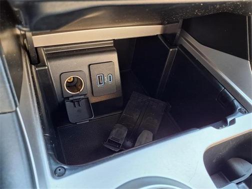 2020 Ford Explorer Base