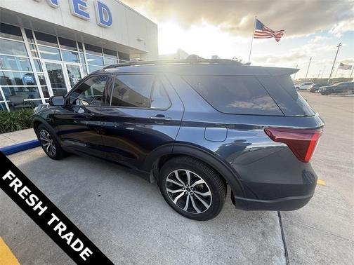 2023 Ford Explorer ST-Line