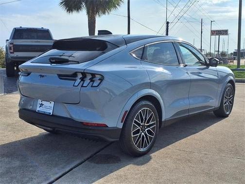 2025 Ford Mustang Mach-E Premium