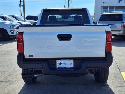 2025 Toyota Tacoma SR