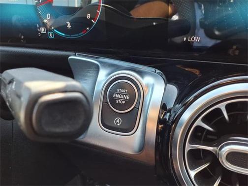 2021 Mercedes-Benz GLB 250 Base