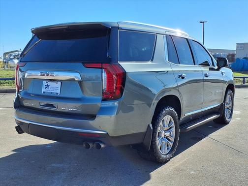 2023 GMC Yukon Denali