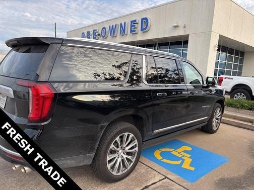 2022 GMC Yukon XL Denali