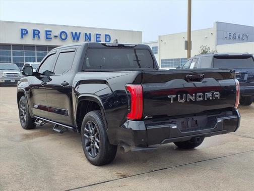 2024 Toyota Tundra Platinum