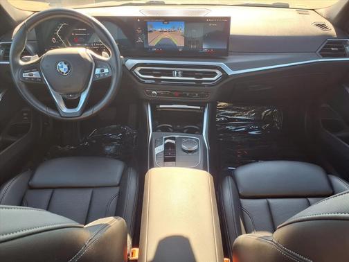 2024 BMW 330 i xDrive