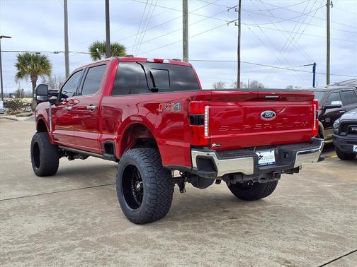 2023 Ford F-250 LARIAT