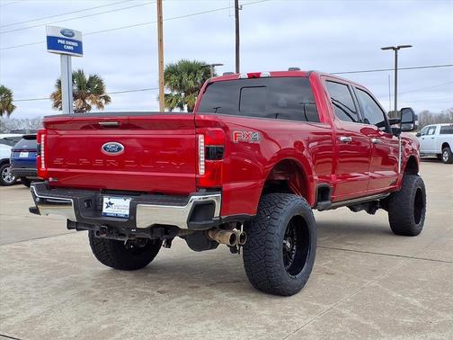 2023 Ford F-250 LARIAT