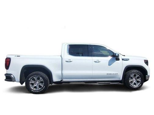 Summit White 2023 GMC Sierra 1500 SLE