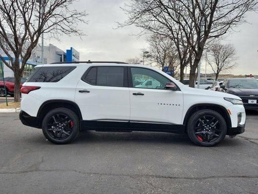 2022 Chevrolet Traverse Premier
