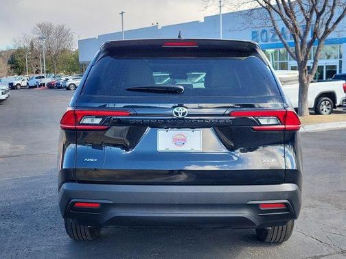 2026 Toyota Grand Highlander LE