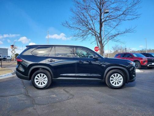 2026 Toyota Grand Highlander LE