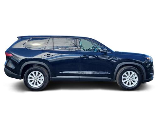 2026 Toyota Grand Highlander LE