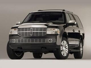2014 Lincoln Navigator Base