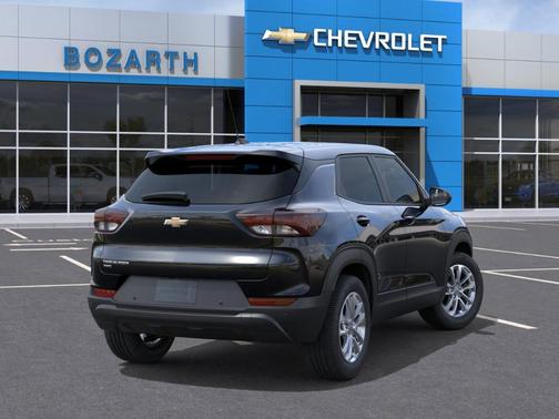 Mosaic Black Metallic 2026 Chevrolet Trailblazer LS
