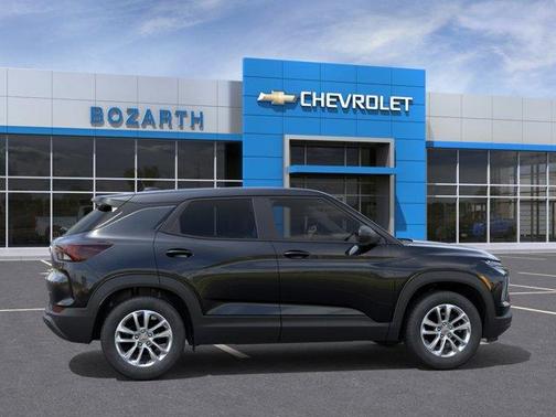 Mosaic Black Metallic 2026 Chevrolet Trailblazer LS