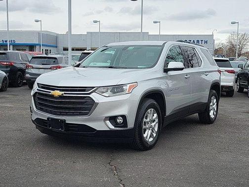 2021 Chevrolet Traverse LT Leather