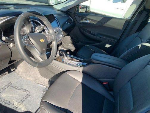 2023 Chevrolet Malibu 2LT