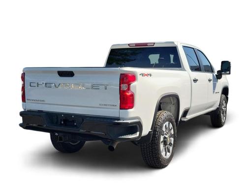 Summit White 2023 Chevrolet Silverado 2500 Custom