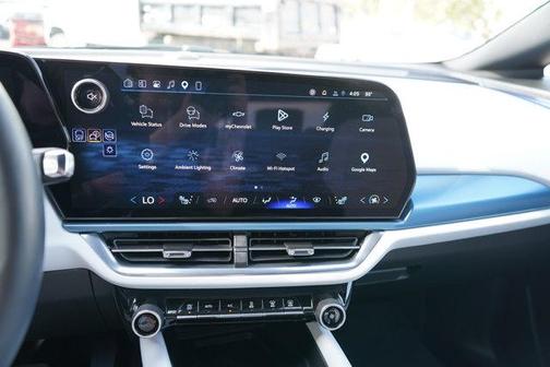 Summit White 2024 Chevrolet Equinox EV LT