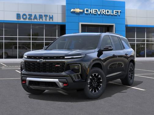 Mosaic Black Metallic 2026 Chevrolet Traverse Z71