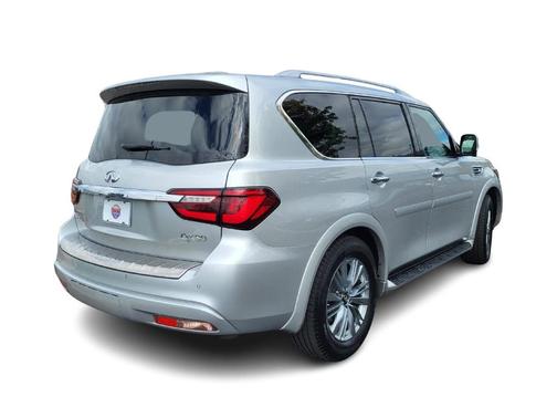 2021 INFINITI QX80 Luxe