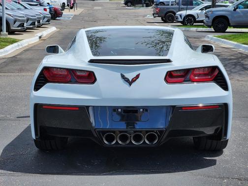 Arctic White 2017 Chevrolet Corvette Stingray
