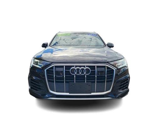 2022 Audi Q7 55 Premium Plus