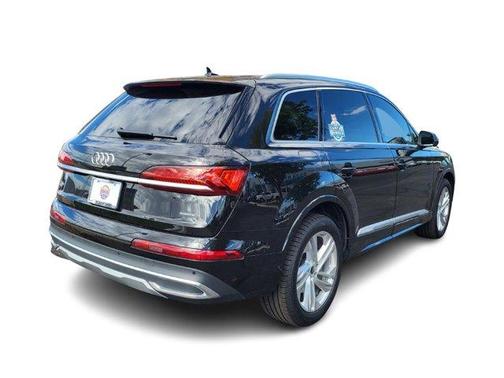 2022 Audi Q7 55 Premium Plus
