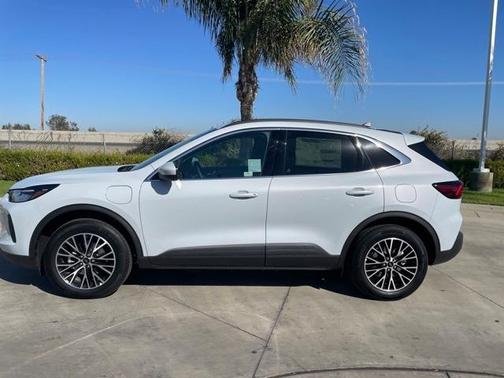 2025 Ford Escape PHEV
