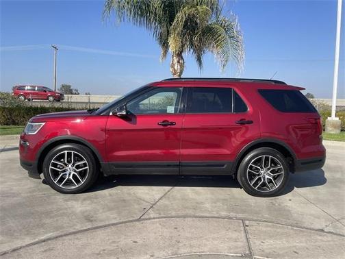 2019 Ford Explorer sport