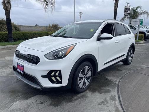 2022 Kia Niro LX